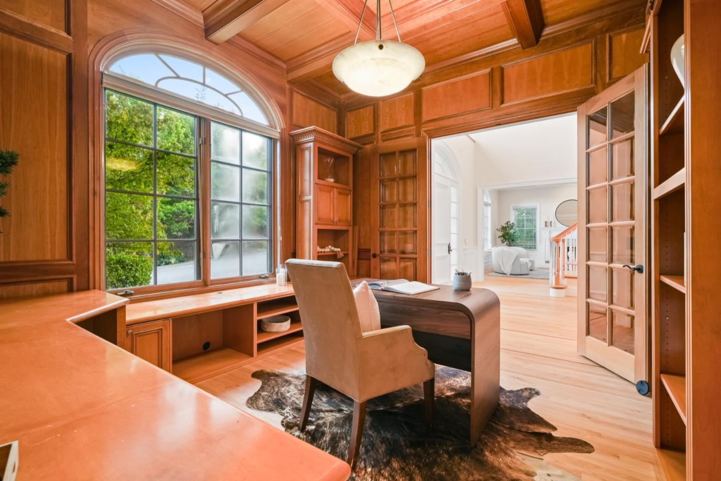 Detail Gallery Image 27 of 129 For 2855 Churchill Dr, Hillsborough,  CA 94010 - 5 Beds | 5/1 Baths