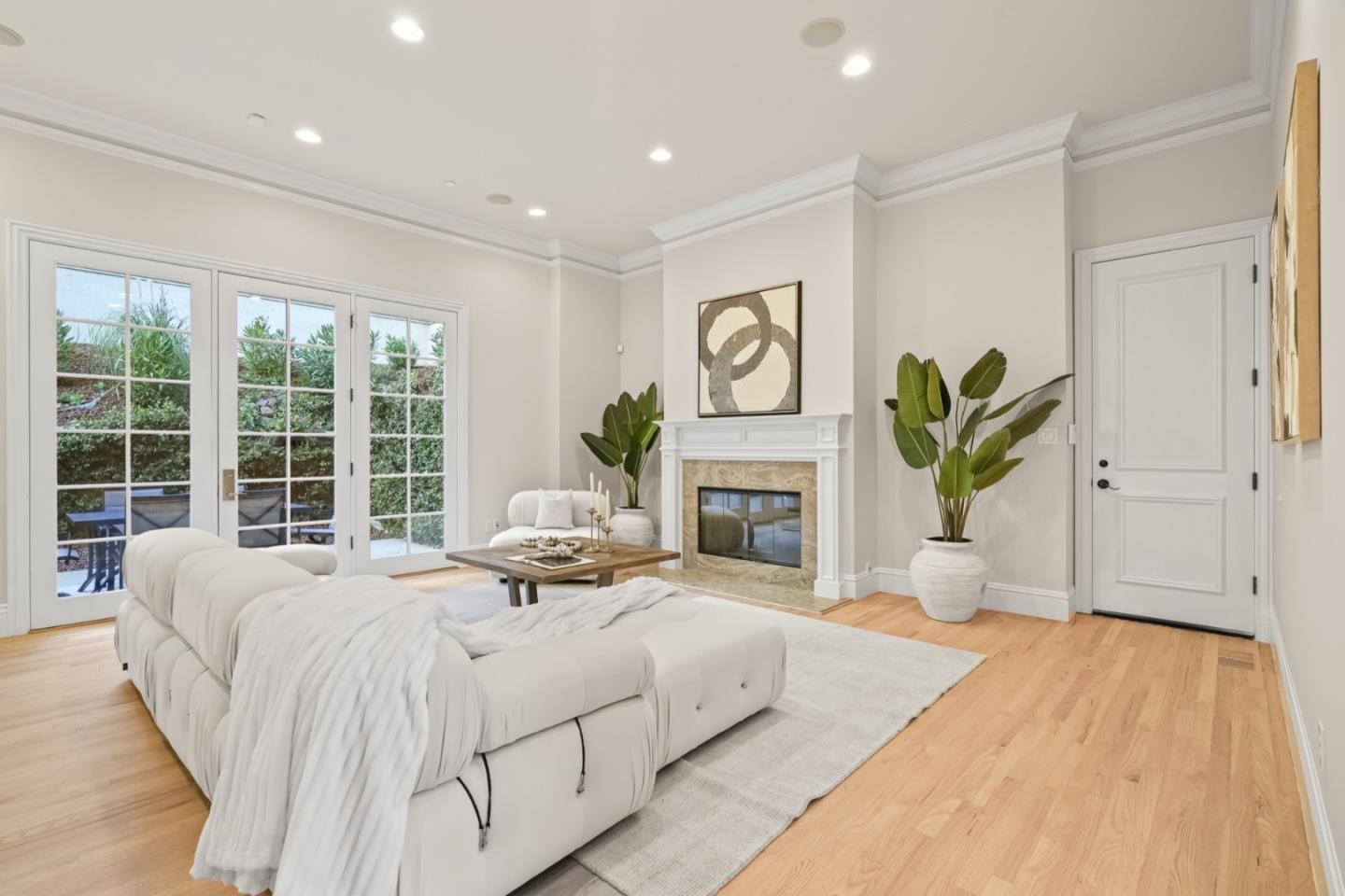 Detail Gallery Image 36 of 129 For 2855 Churchill Dr, Hillsborough,  CA 94010 - 5 Beds | 5/1 Baths