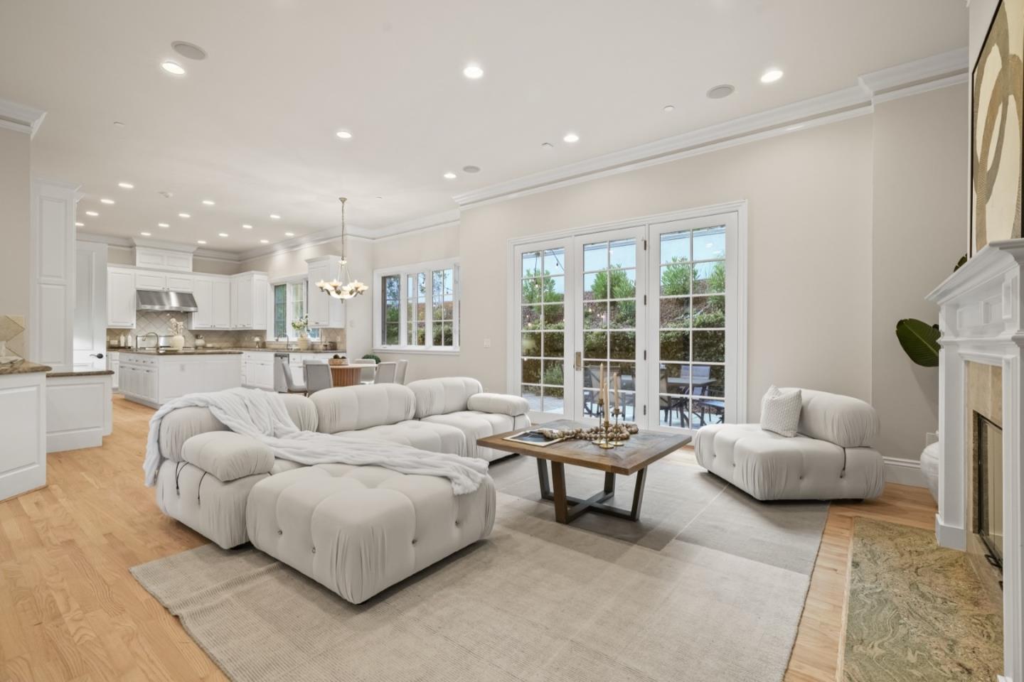 Detail Gallery Image 39 of 129 For 2855 Churchill Dr, Hillsborough,  CA 94010 - 5 Beds | 5/1 Baths
