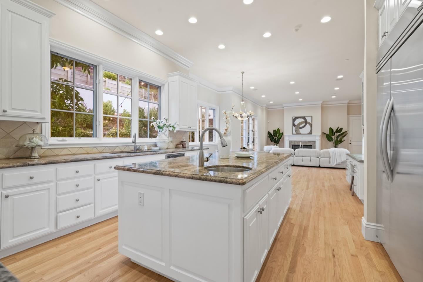 Detail Gallery Image 52 of 129 For 2855 Churchill Dr, Hillsborough,  CA 94010 - 5 Beds | 5/1 Baths