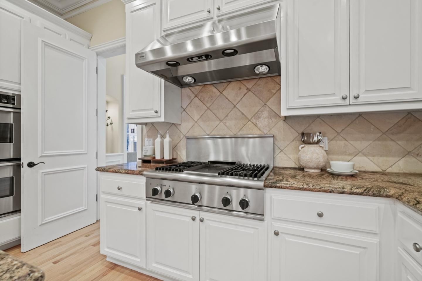 Detail Gallery Image 53 of 129 For 2855 Churchill Dr, Hillsborough,  CA 94010 - 5 Beds | 5/1 Baths