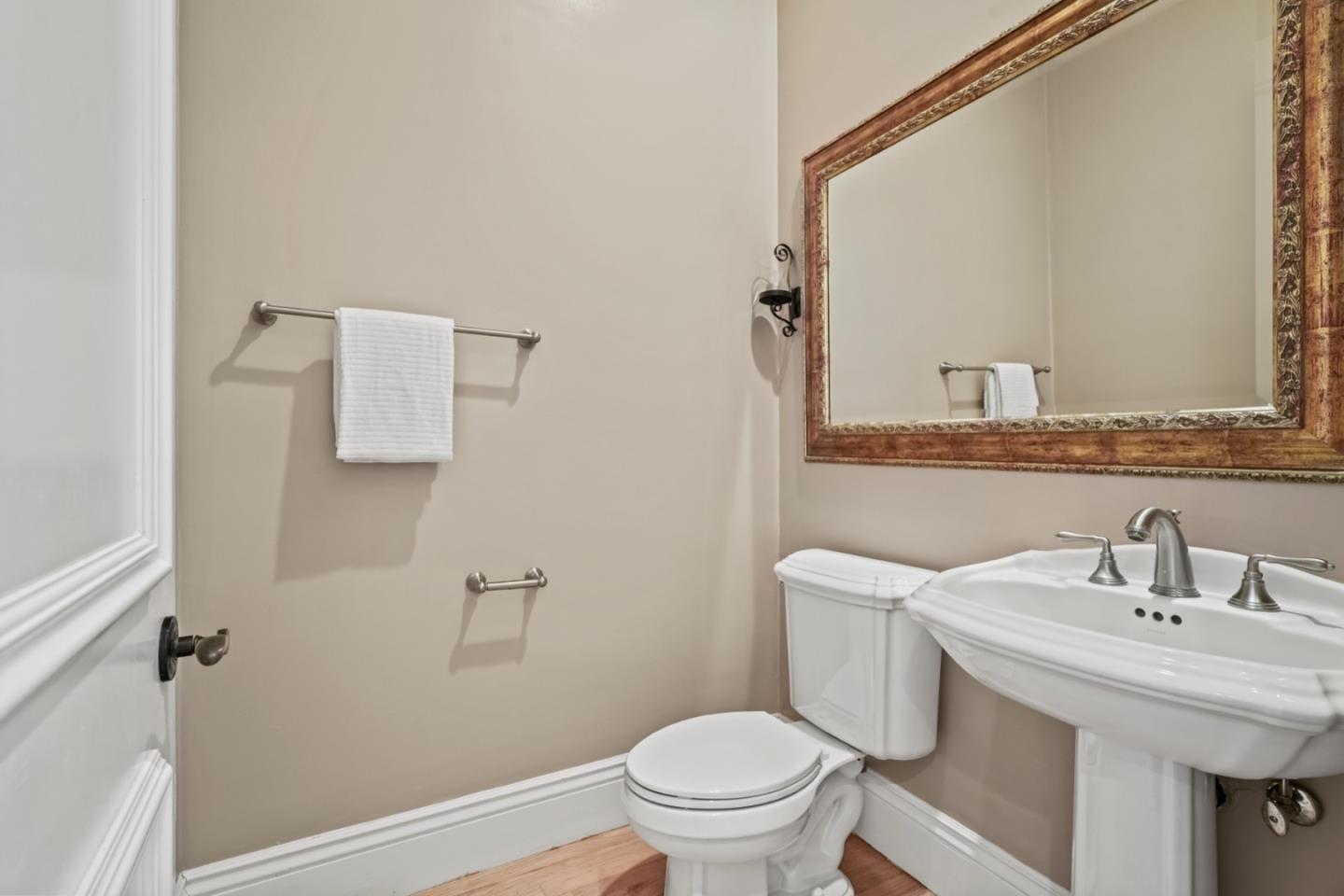 Detail Gallery Image 57 of 129 For 2855 Churchill Dr, Hillsborough,  CA 94010 - 5 Beds | 5/1 Baths