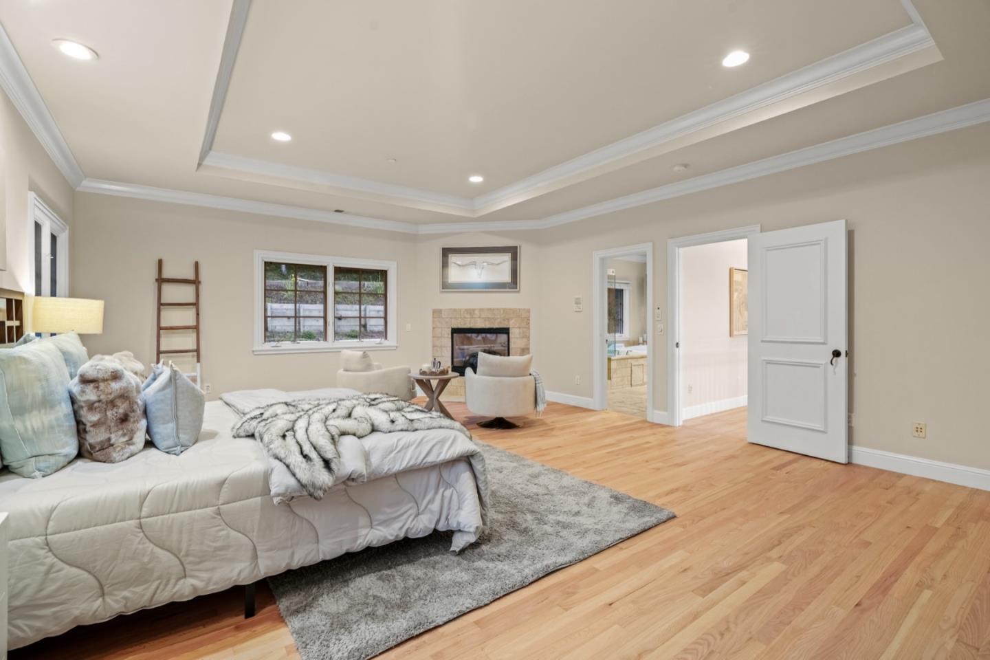 Detail Gallery Image 86 of 129 For 2855 Churchill Dr, Hillsborough,  CA 94010 - 5 Beds | 5/1 Baths