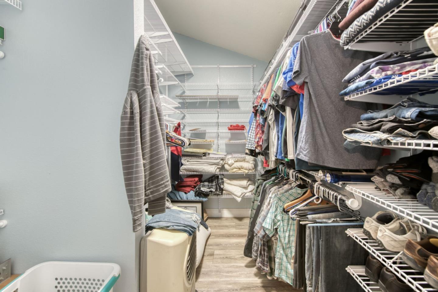 Detail Gallery Image 26 of 33 For 11 Magnolia Ave, Clovis,  CA 93611 - 4 Beds | 2 Baths