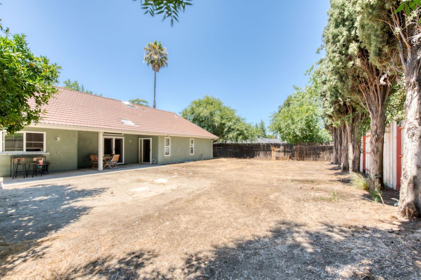 Detail Gallery Image 31 of 33 For 11 Magnolia Ave, Clovis,  CA 93611 - 4 Beds | 2 Baths