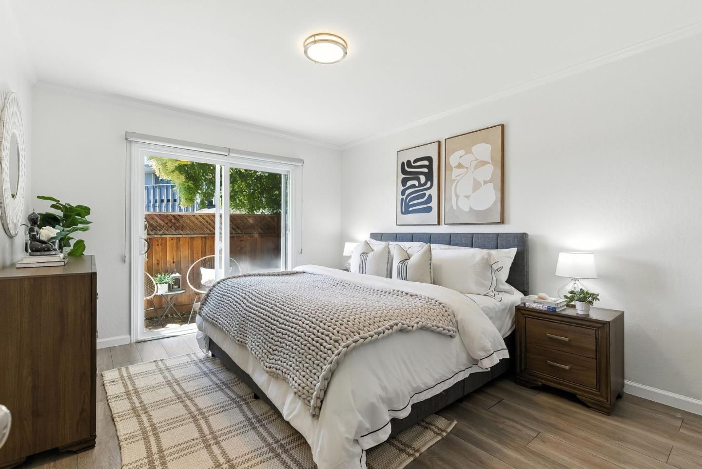 Detail Gallery Image 10 of 40 For 3015 Los Prados St #109,  San Mateo,  CA 94403 - 2 Beds | 2 Baths