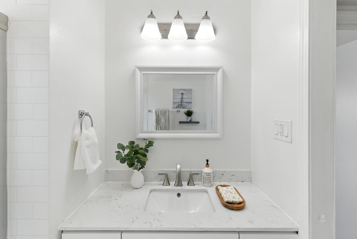 Detail Gallery Image 20 of 40 For 3015 Los Prados St #109,  San Mateo,  CA 94403 - 2 Beds | 2 Baths