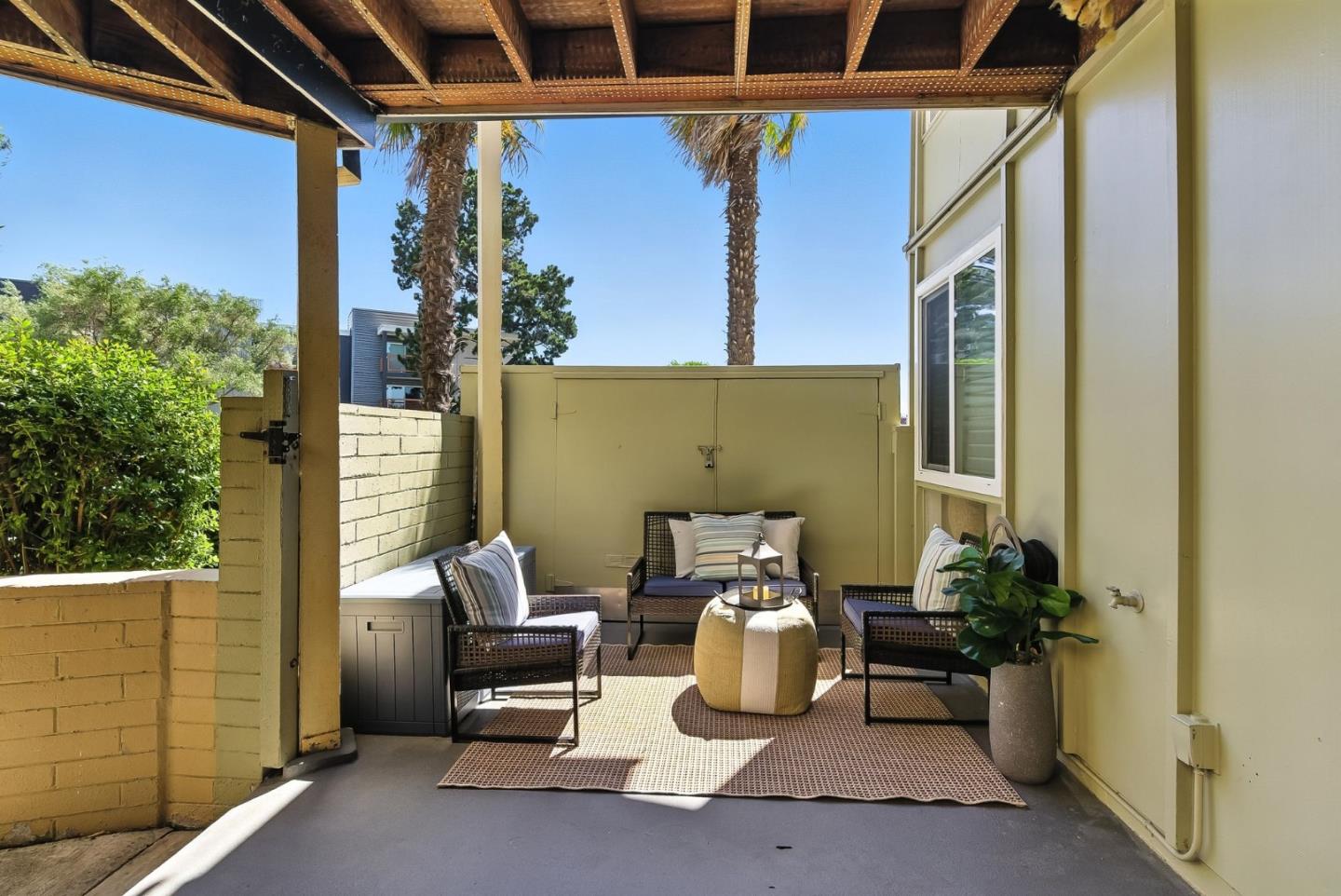 Detail Gallery Image 34 of 40 For 3015 Los Prados St #109,  San Mateo,  CA 94403 - 2 Beds | 2 Baths