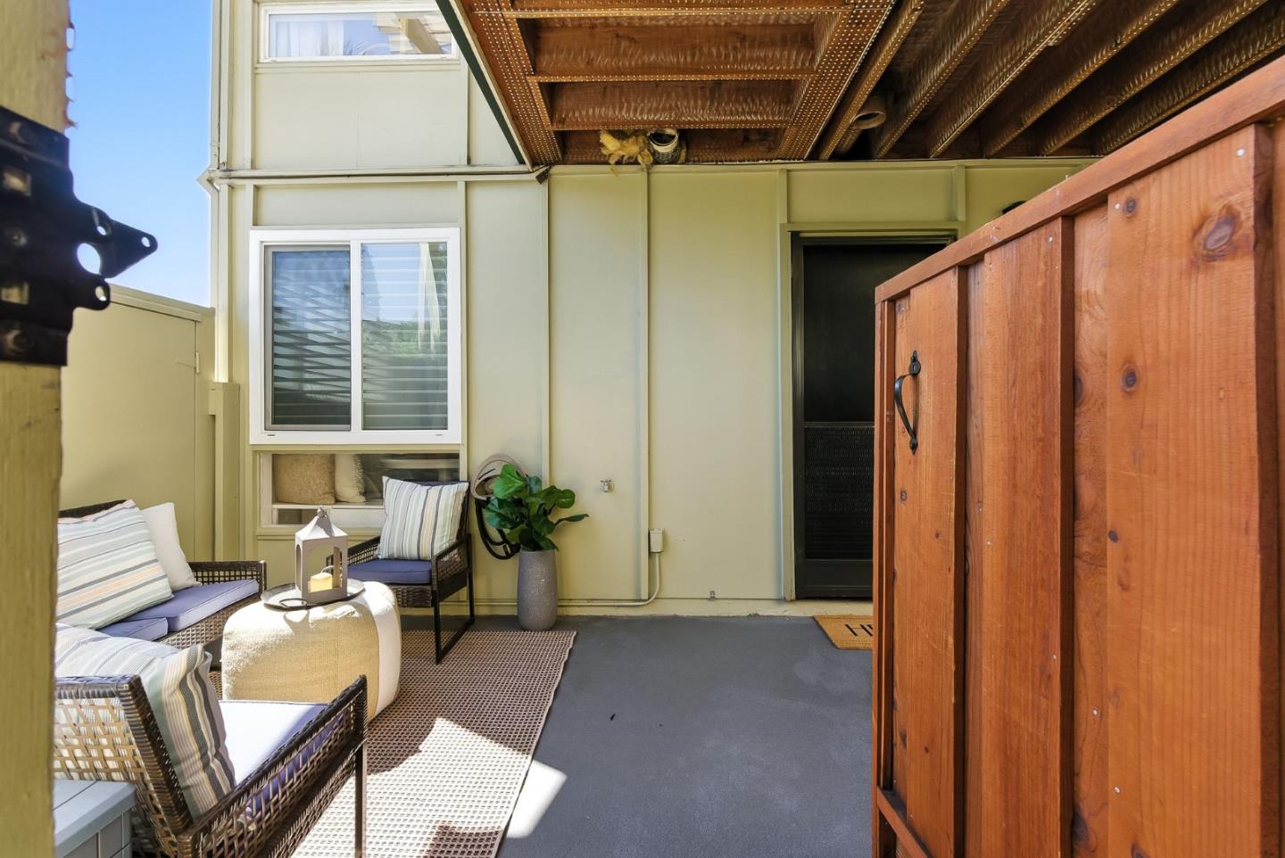 Detail Gallery Image 36 of 40 For 3015 Los Prados St #109,  San Mateo,  CA 94403 - 2 Beds | 2 Baths
