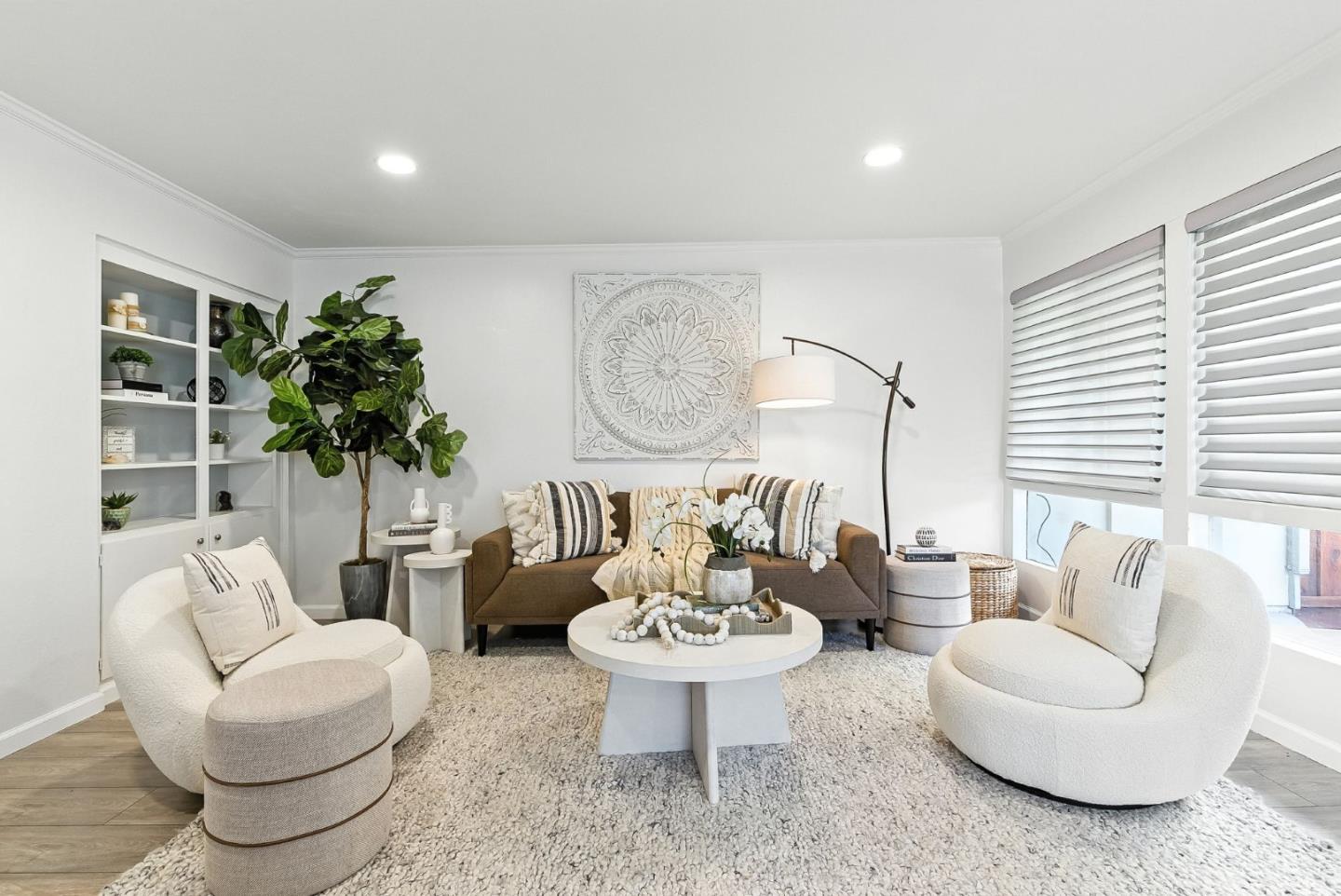 Detail Gallery Image 9 of 40 For 3015 Los Prados St #109,  San Mateo,  CA 94403 - 2 Beds | 2 Baths