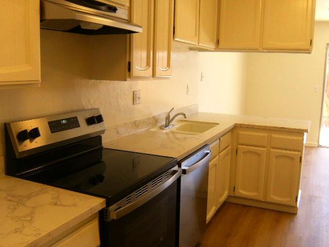 Detail Gallery Image 10 of 32 For 1310 Primavera St #118,  Salinas,  CA 93901 - 2 Beds | 1/1 Baths