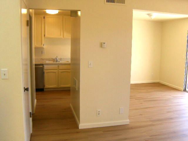 Detail Gallery Image 11 of 32 For 1310 Primavera St #118,  Salinas,  CA 93901 - 2 Beds | 1/1 Baths