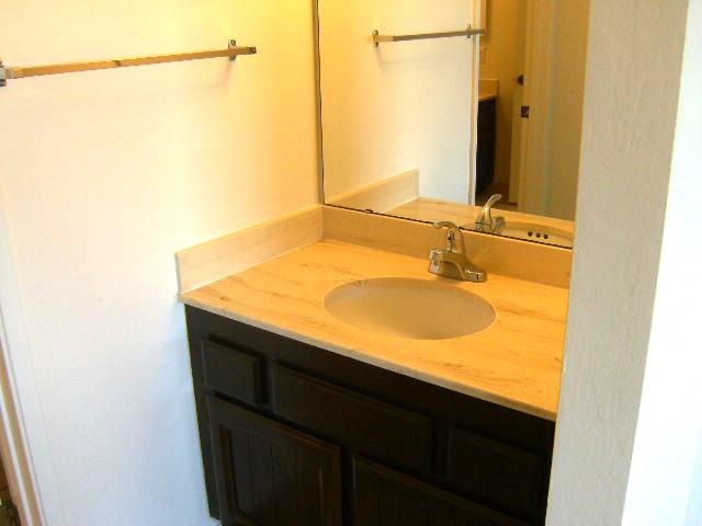 Detail Gallery Image 27 of 32 For 1310 Primavera St #118,  Salinas,  CA 93901 - 2 Beds | 1/1 Baths