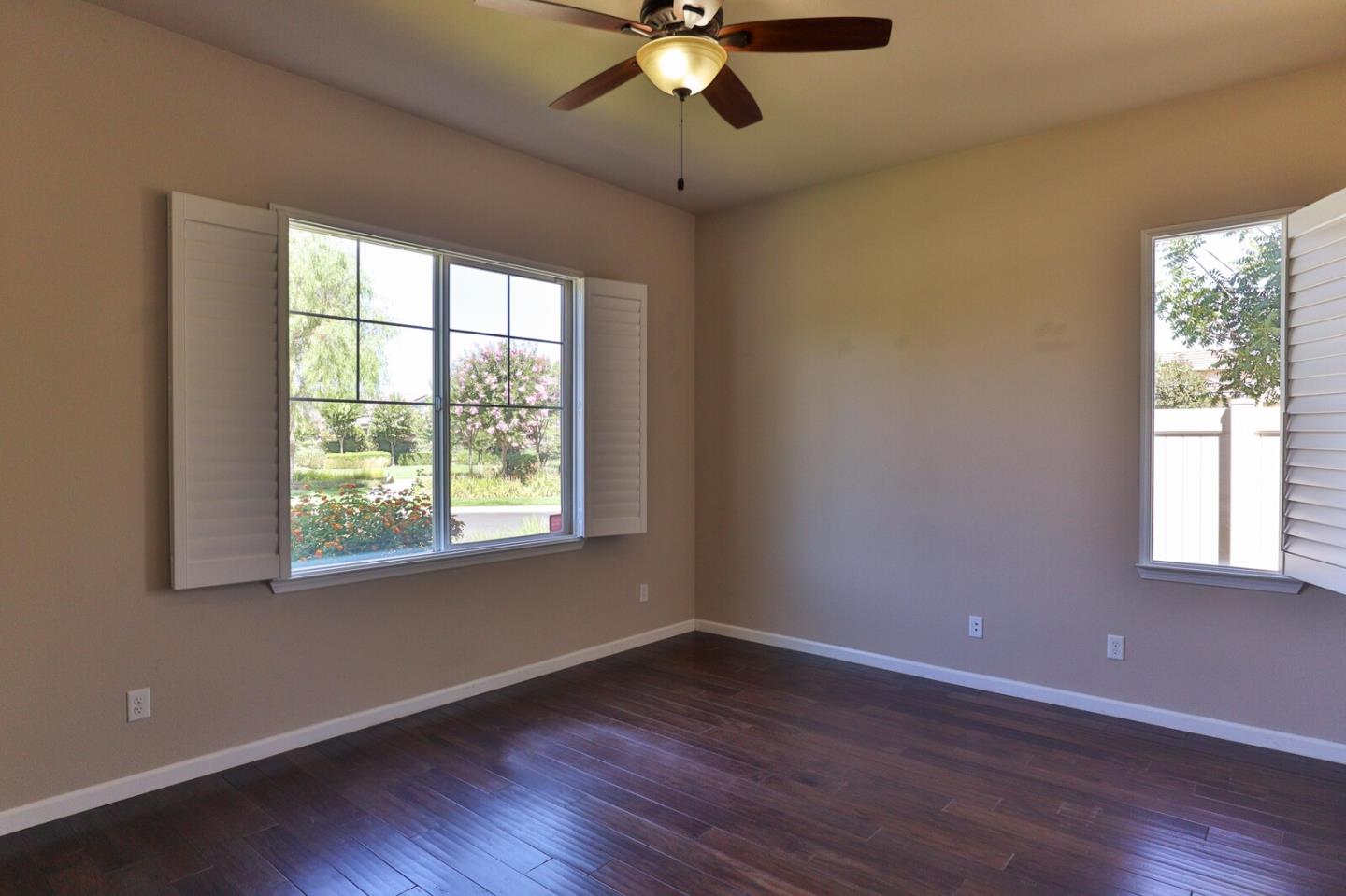 Detail Gallery Image 10 of 107 For 2690 Steeple Run Ln, Manteca,  CA 95336 - 3 Beds | 2 Baths