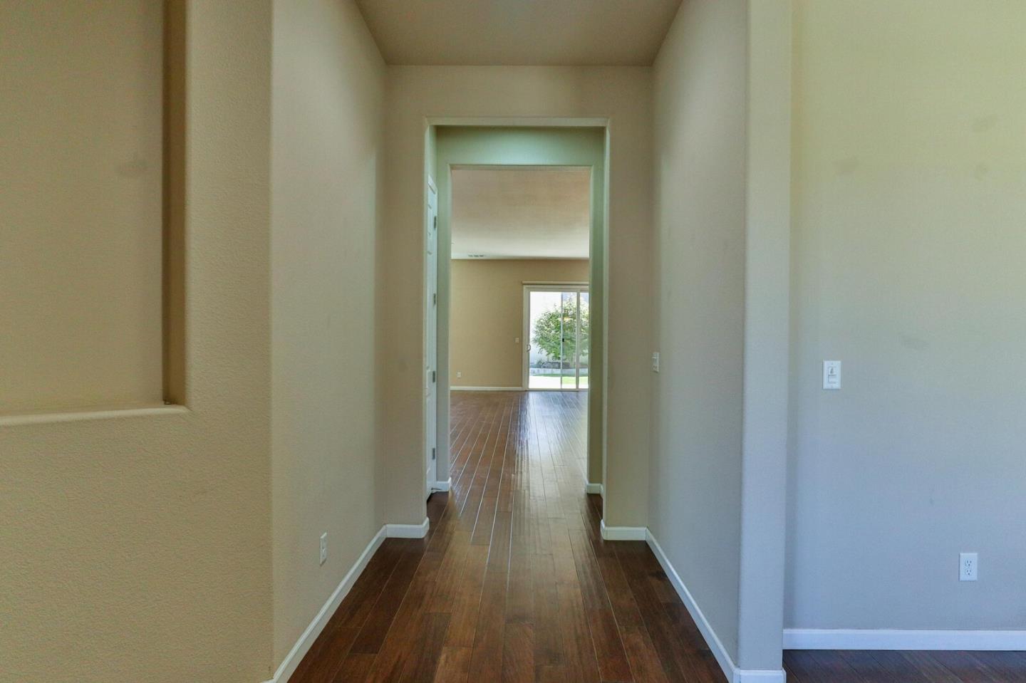 Detail Gallery Image 16 of 107 For 2690 Steeple Run Ln, Manteca,  CA 95336 - 3 Beds | 2 Baths
