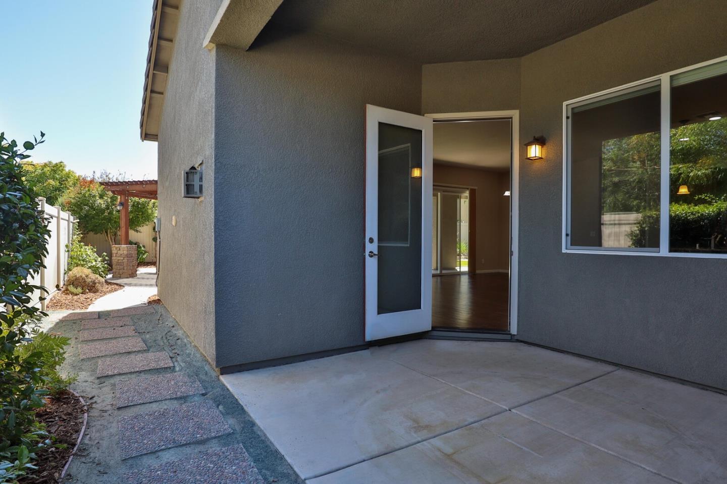 Detail Gallery Image 29 of 107 For 2690 Steeple Run Ln, Manteca,  CA 95336 - 3 Beds | 2 Baths