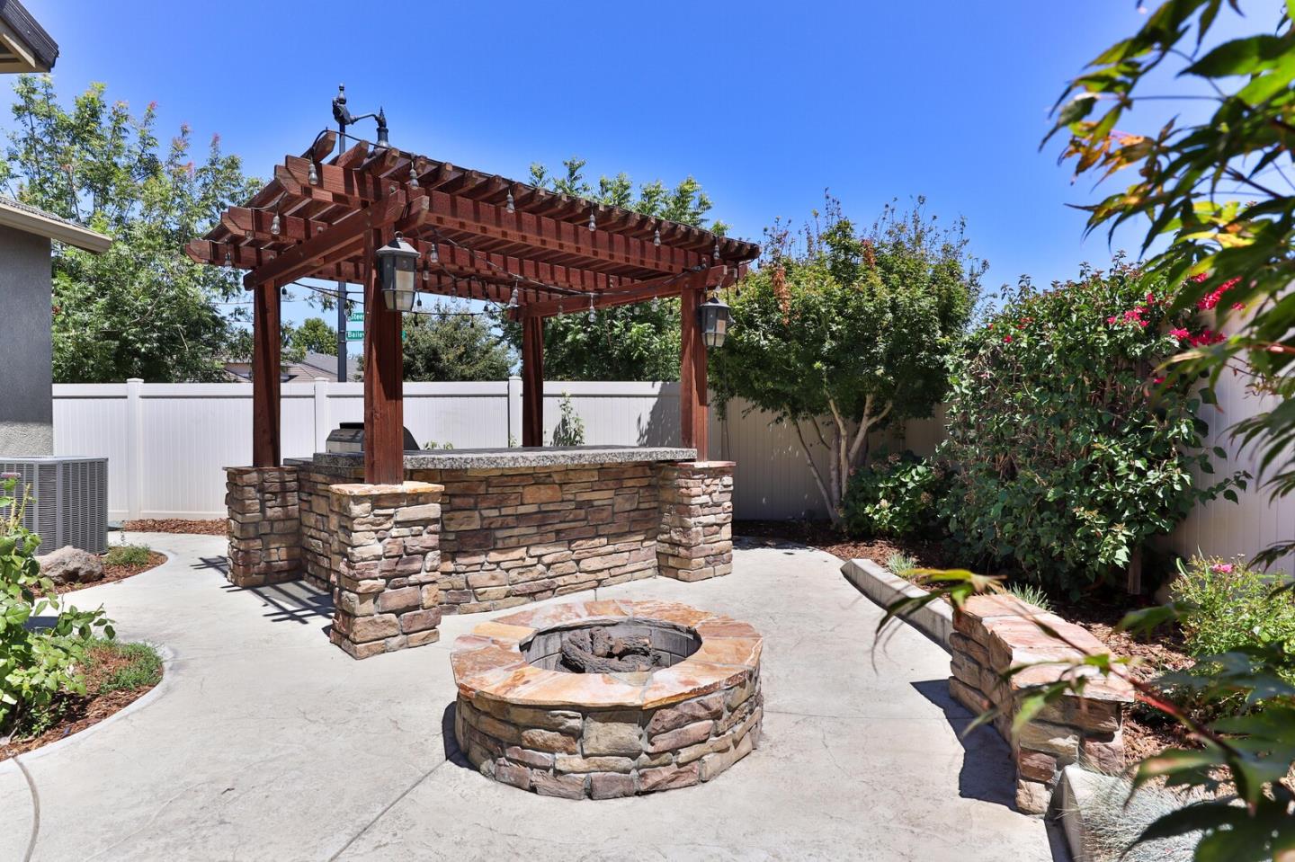 Detail Gallery Image 61 of 107 For 2690 Steeple Run Ln, Manteca,  CA 95336 - 3 Beds | 2 Baths