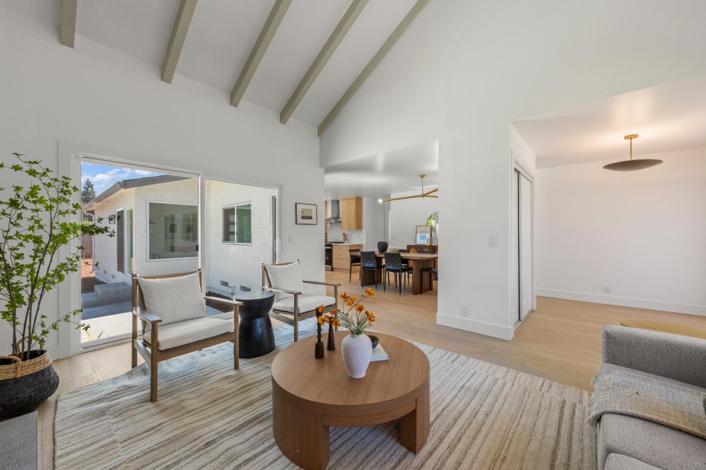 Detail Gallery Image 11 of 44 For 2508 Calma Ct, San Jose,  CA 95128 - 4 Beds | 2 Baths