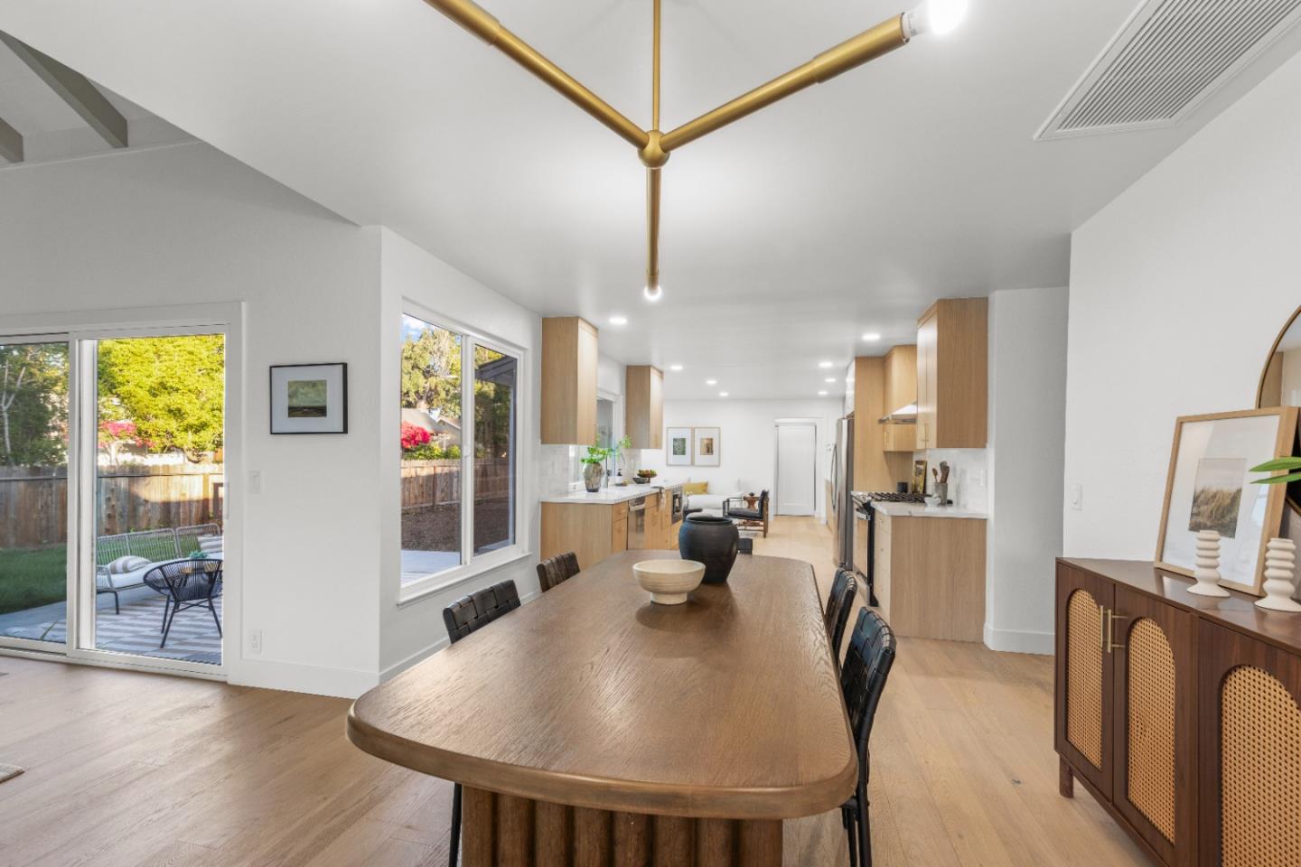 Detail Gallery Image 12 of 44 For 2508 Calma Ct, San Jose,  CA 95128 - 4 Beds | 2 Baths