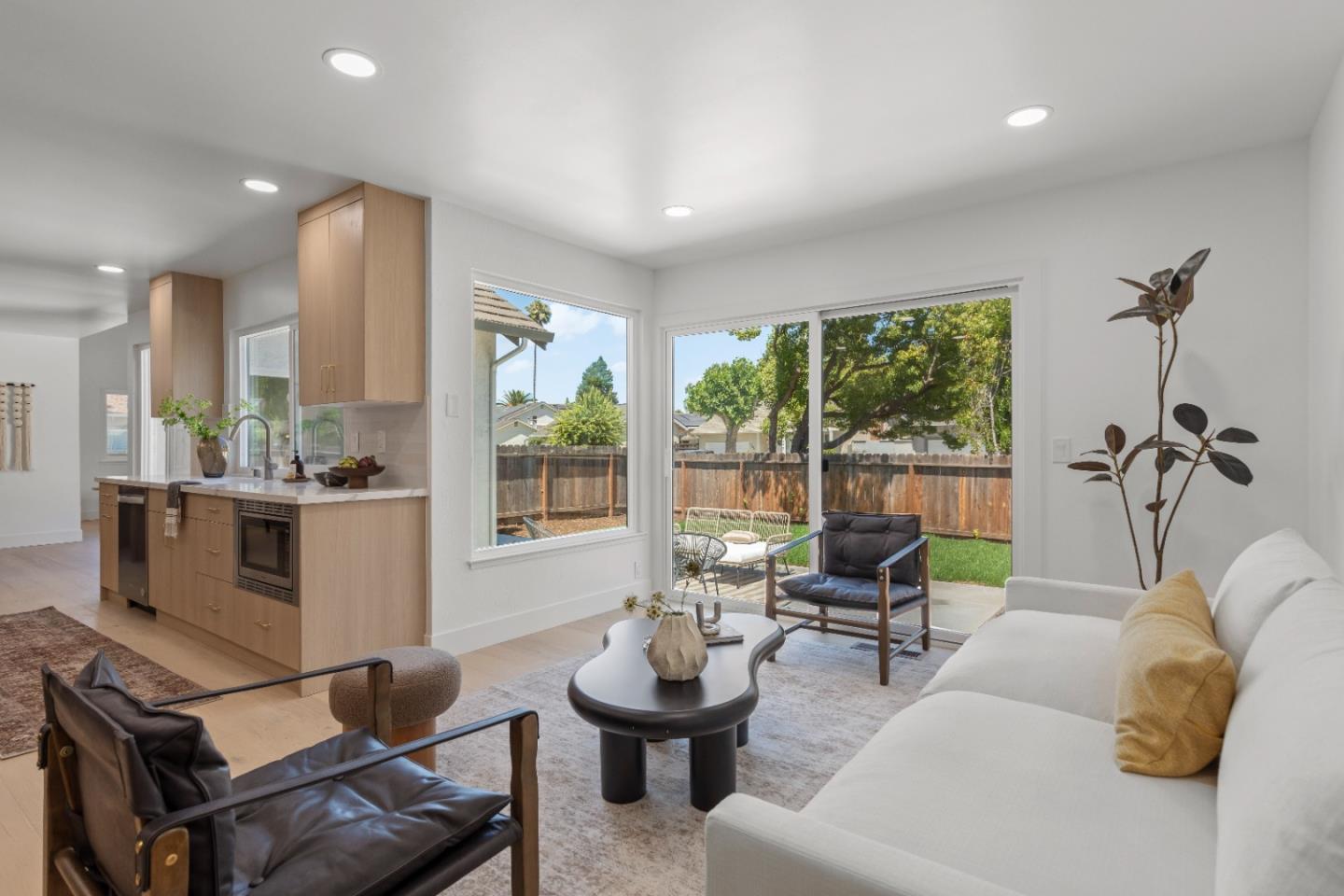 Detail Gallery Image 23 of 44 For 2508 Calma Ct, San Jose,  CA 95128 - 4 Beds | 2 Baths