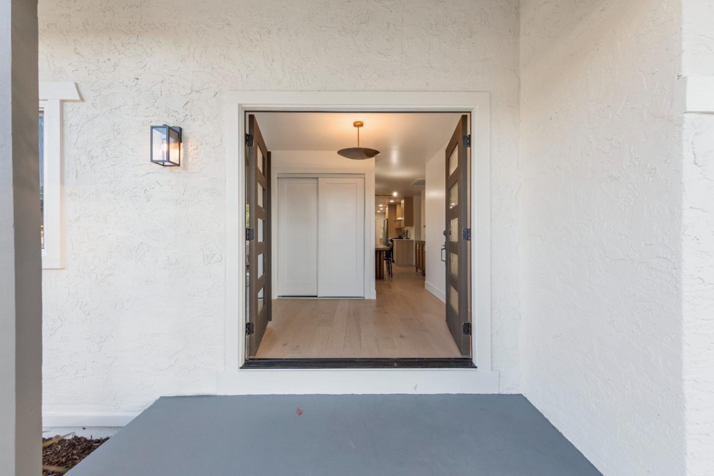 Detail Gallery Image 5 of 44 For 2508 Calma Ct, San Jose,  CA 95128 - 4 Beds | 2 Baths