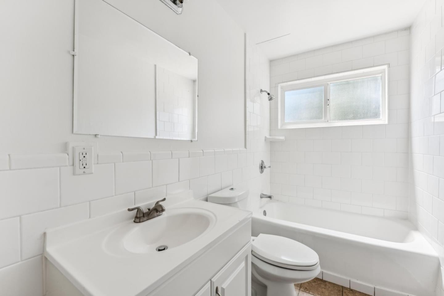 Detail Gallery Image 16 of 16 For 5664 Gaskill St, Oakland,  CA 94608 - – Beds | – Baths