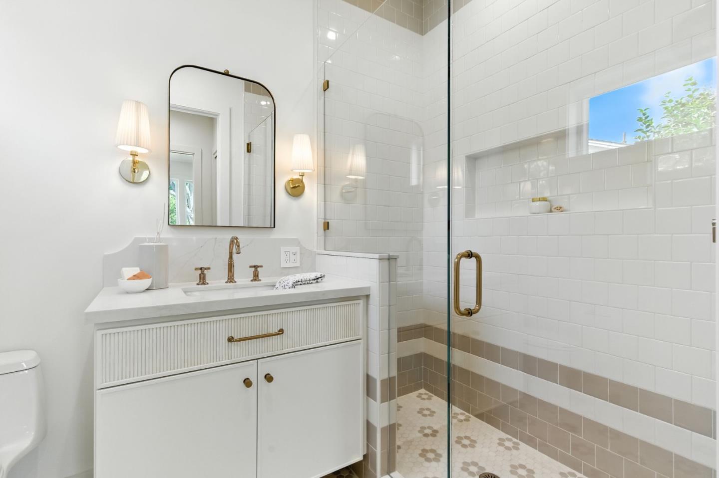 Detail Gallery Image 24 of 62 For 1192 Crescent Dr, San Jose,  CA 95125 - 5 Beds | 4/1 Baths