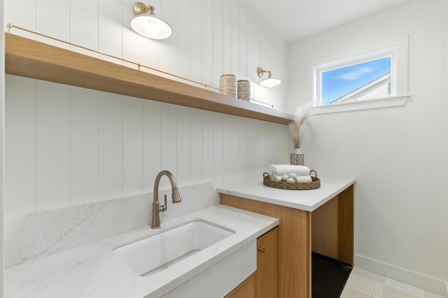 Detail Gallery Image 30 of 62 For 1192 Crescent Dr, San Jose,  CA 95125 - 5 Beds | 4/1 Baths