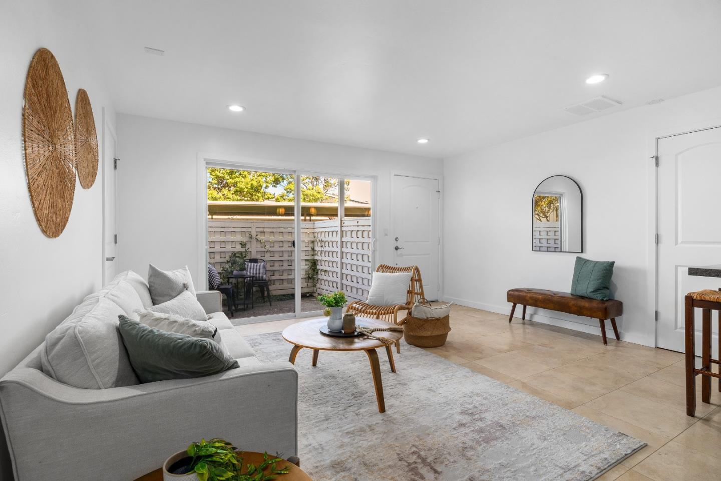 Detail Gallery Image 6 of 31 For 755 14th Ave #611,  Santa Cruz,  CA 95062 - 1 Beds | 1 Baths