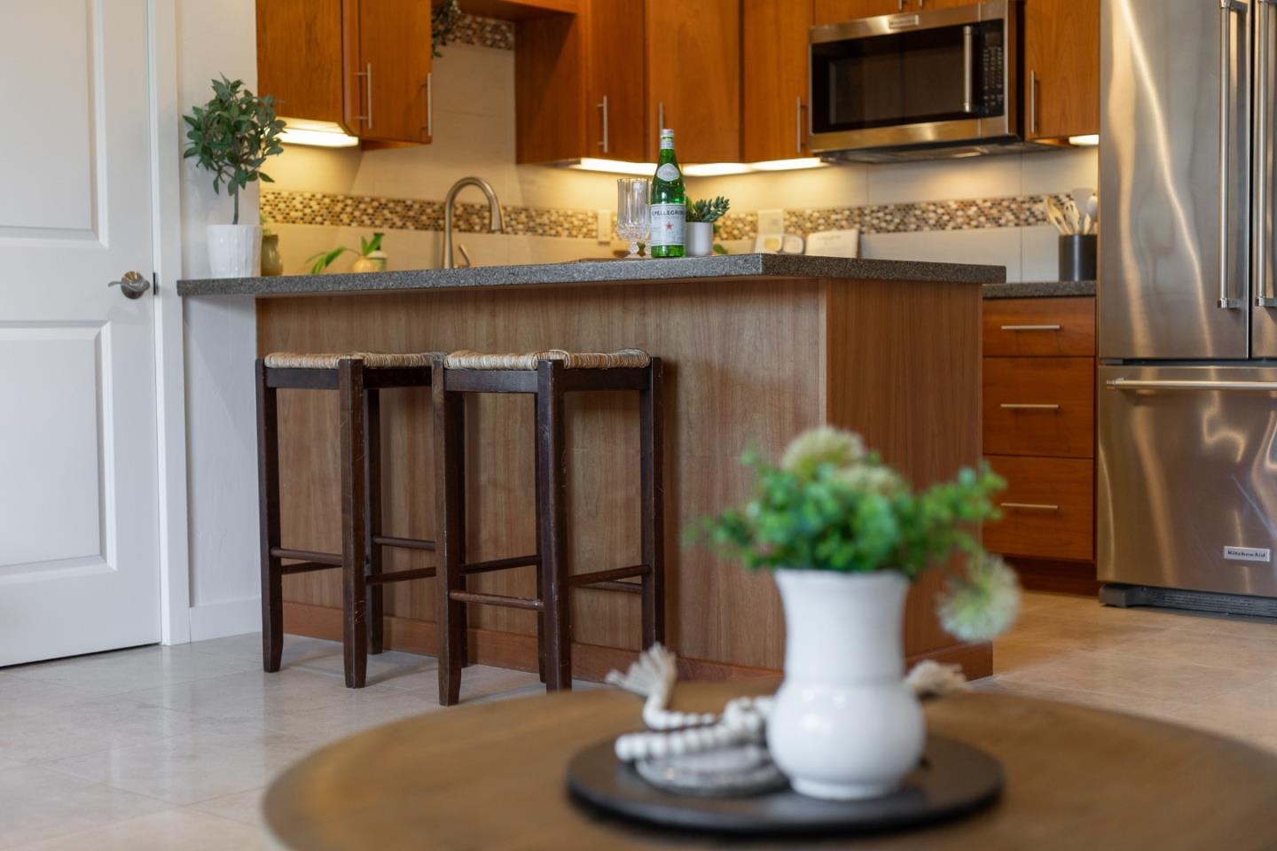 Detail Gallery Image 8 of 31 For 755 14th Ave #611,  Santa Cruz,  CA 95062 - 1 Beds | 1 Baths
