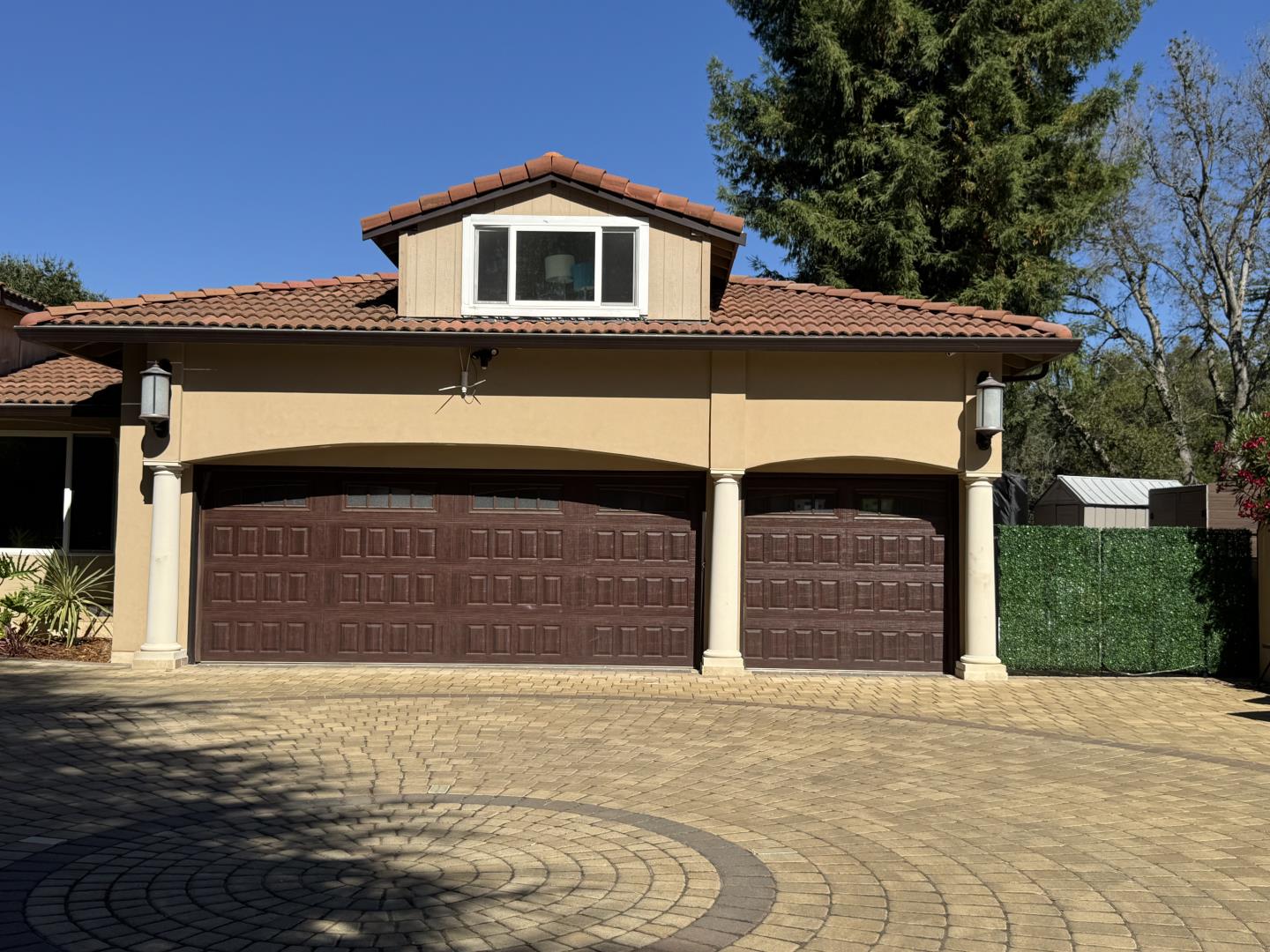 Detail Gallery Image 11 of 62 For 13605 Surrey Ln, Saratoga,  CA 95070 - 5 Beds | 6 Baths