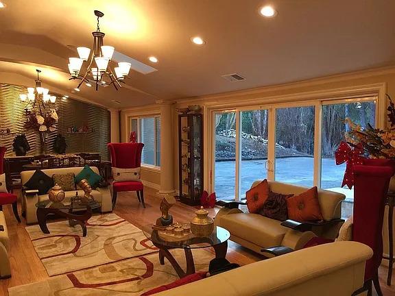 Detail Gallery Image 20 of 62 For 13605 Surrey Ln, Saratoga,  CA 95070 - 5 Beds | 6 Baths