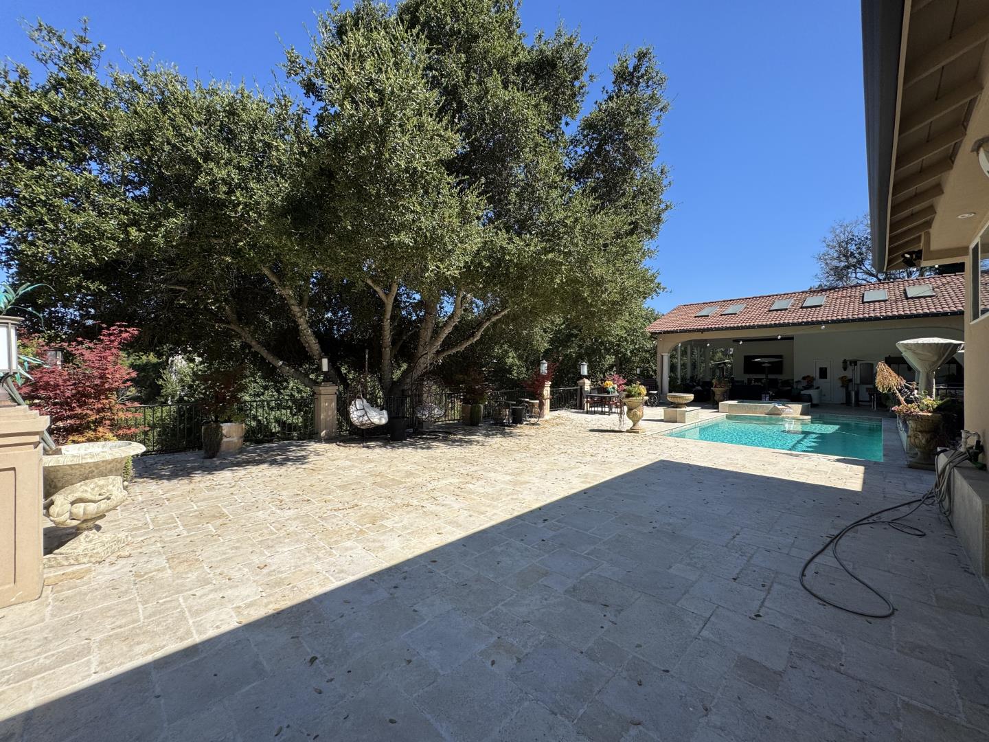 Detail Gallery Image 36 of 62 For 13605 Surrey Ln, Saratoga,  CA 95070 - 5 Beds | 6 Baths