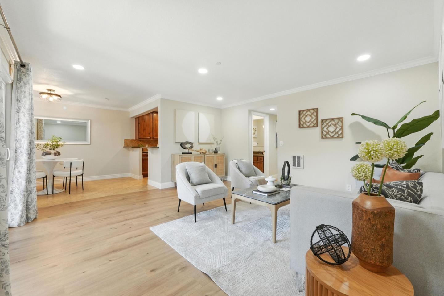 Detail Gallery Image 10 of 42 For 2580 Homestead Rd #4101,  Santa Clara,  CA 95051 - 2 Beds | 1/1 Baths