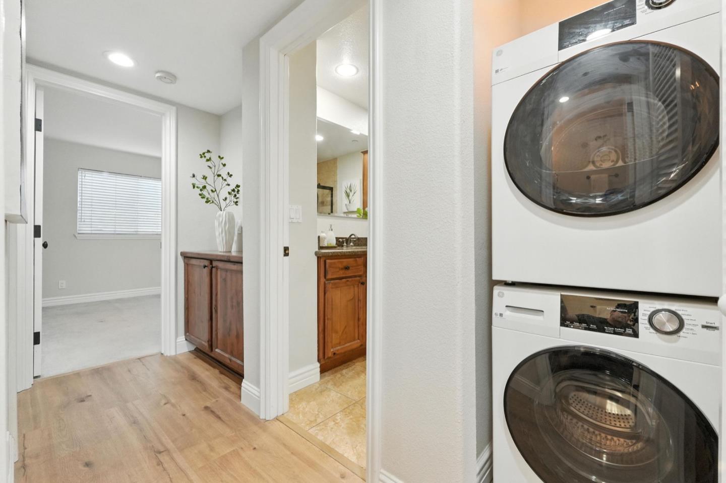 Detail Gallery Image 30 of 42 For 2580 Homestead Rd #4101,  Santa Clara,  CA 95051 - 2 Beds | 1/1 Baths