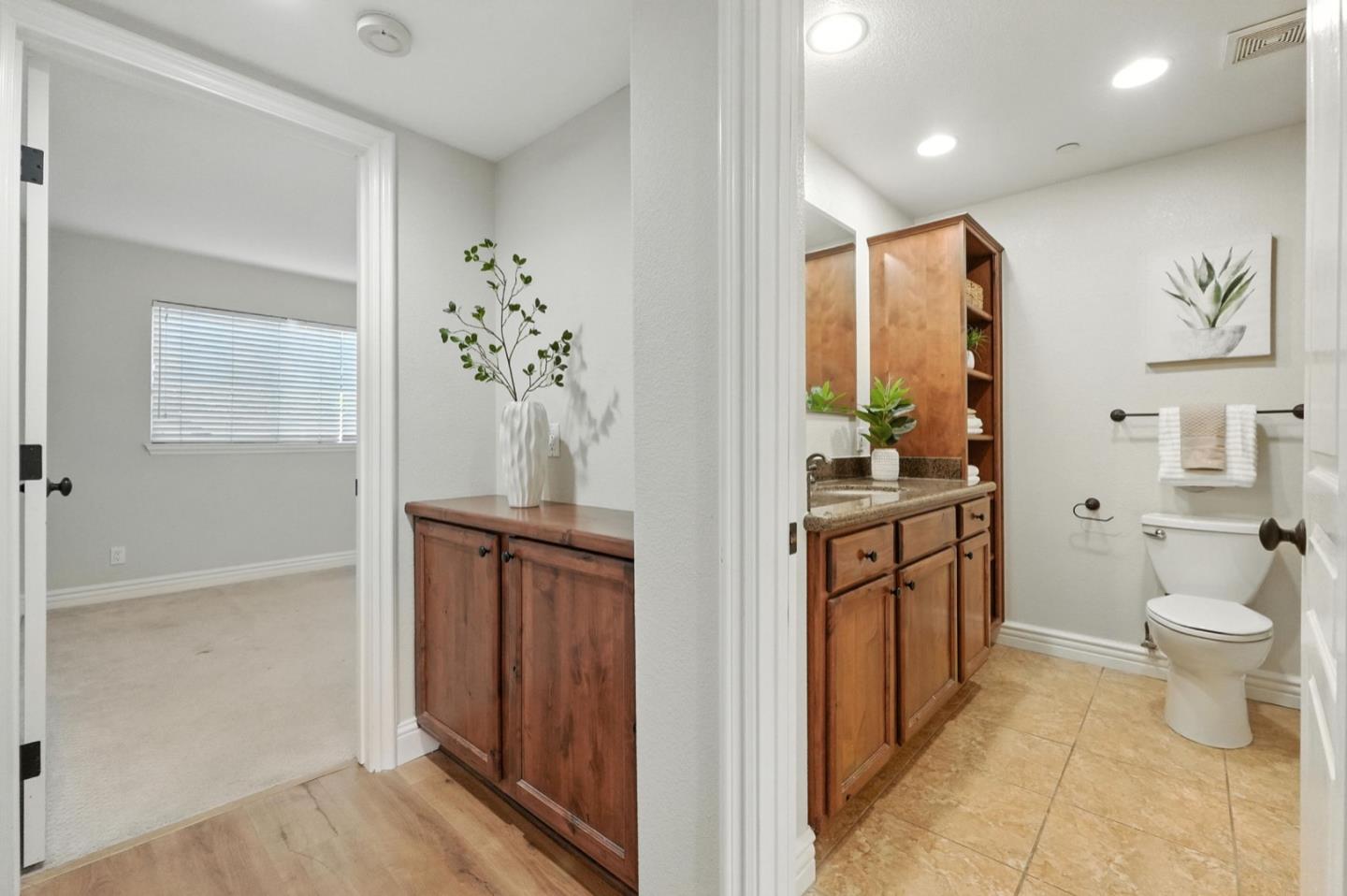 Detail Gallery Image 31 of 42 For 2580 Homestead Rd #4101,  Santa Clara,  CA 95051 - 2 Beds | 1/1 Baths