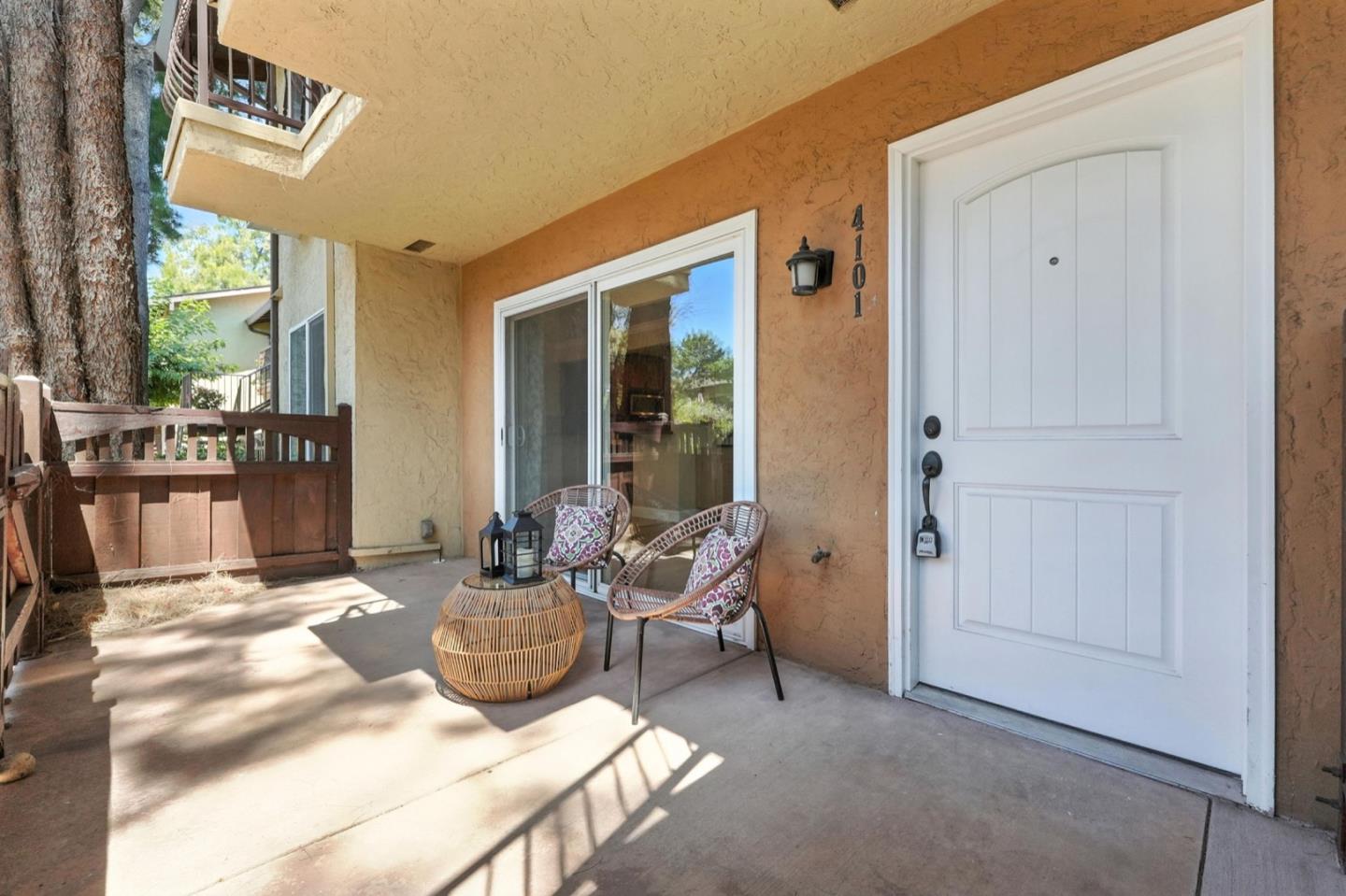 Detail Gallery Image 6 of 42 For 2580 Homestead Rd #4101,  Santa Clara,  CA 95051 - 2 Beds | 1/1 Baths