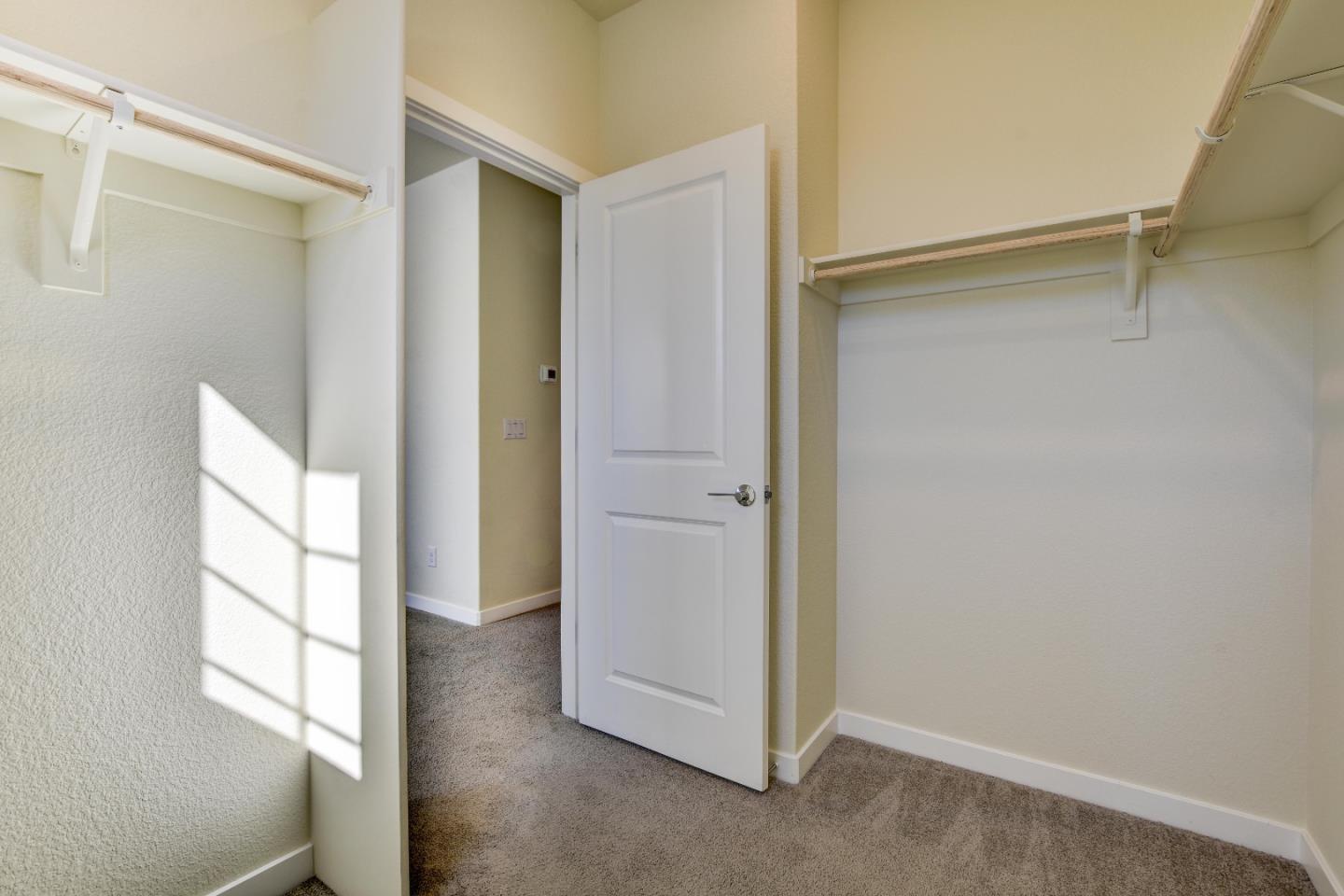 Detail Gallery Image 17 of 47 For 3515 Sparrow Ct, West Sacramento,  CA 95691 - 3 Beds | 2/1 Baths