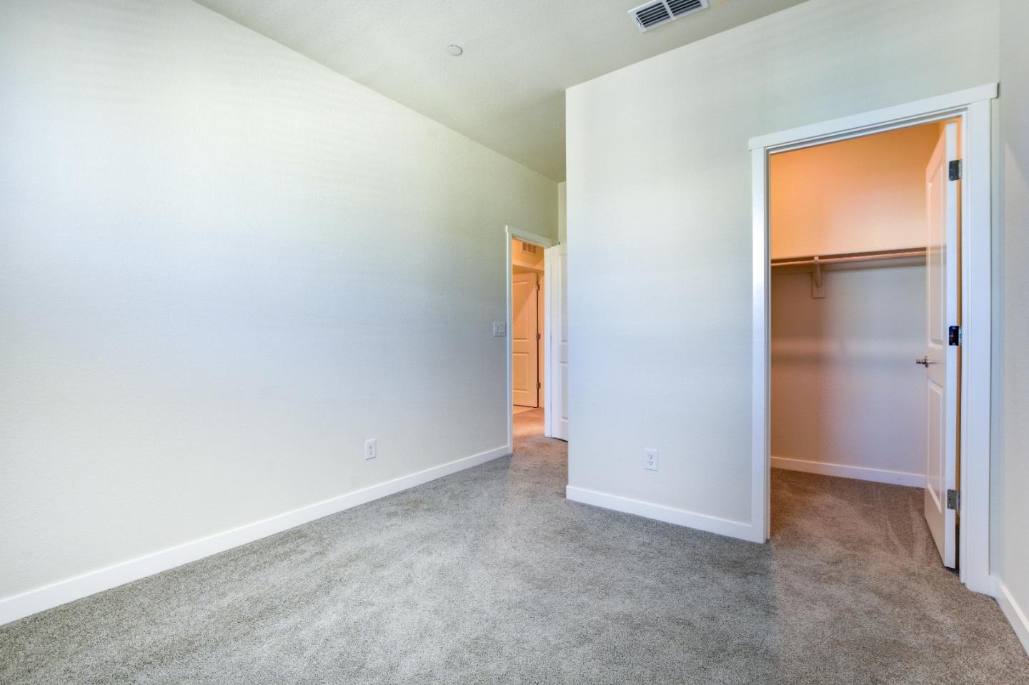Detail Gallery Image 25 of 47 For 3515 Sparrow Ct, West Sacramento,  CA 95691 - 3 Beds | 2/1 Baths