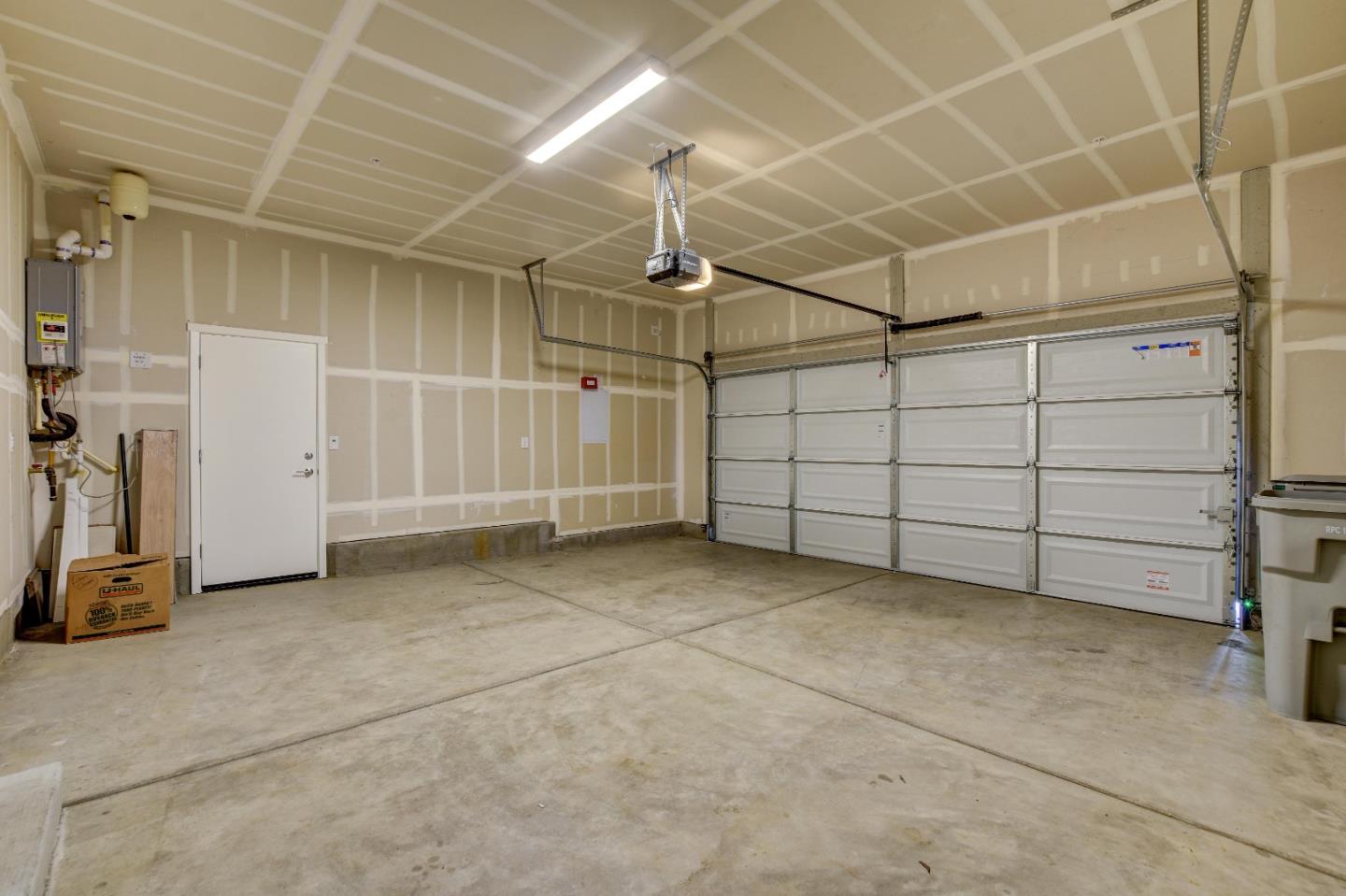 Detail Gallery Image 29 of 47 For 3515 Sparrow Ct, West Sacramento,  CA 95691 - 3 Beds | 2/1 Baths