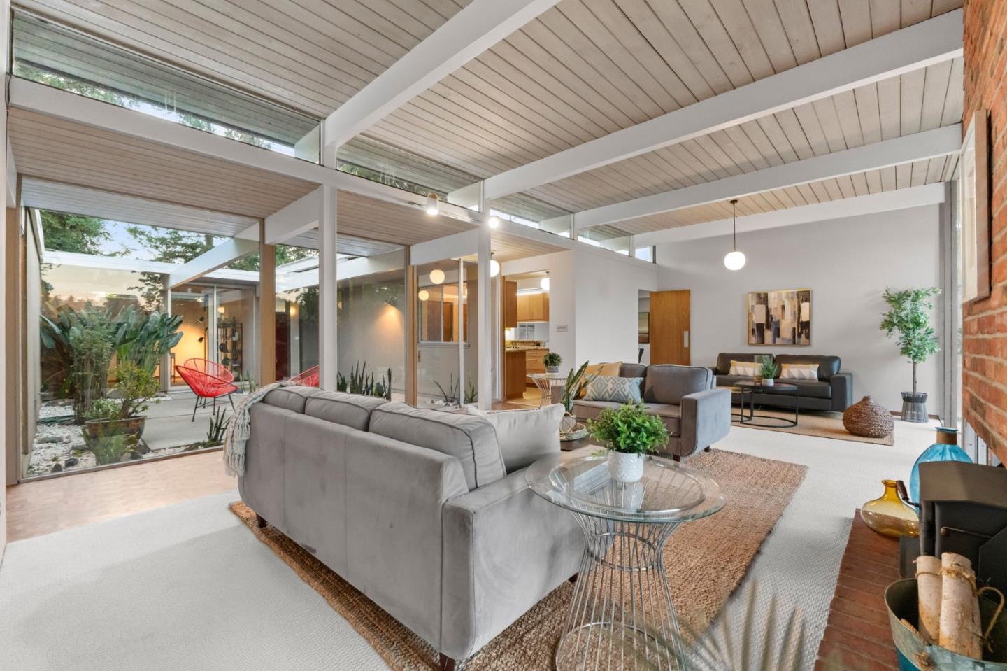 Detail Gallery Image 10 of 62 For 1204 Navlet Ct, Sunnyvale,  CA 94087 - 4 Beds | 2 Baths