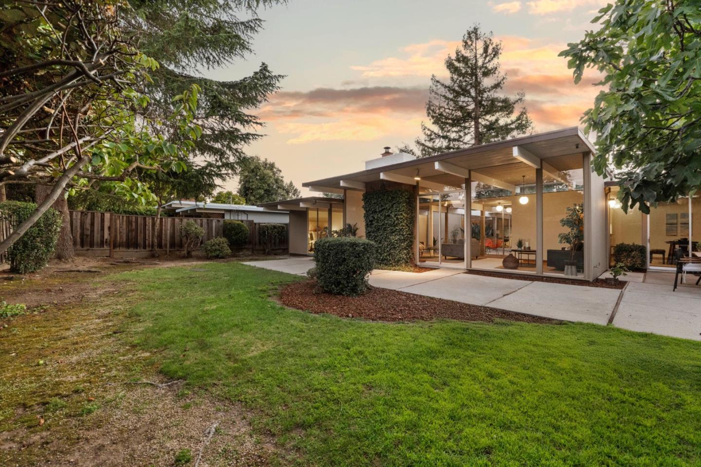 Detail Gallery Image 51 of 62 For 1204 Navlet Ct, Sunnyvale,  CA 94087 - 4 Beds | 2 Baths