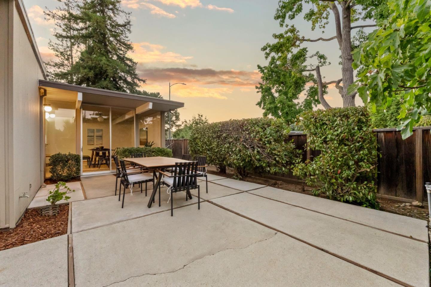 Detail Gallery Image 53 of 62 For 1204 Navlet Ct, Sunnyvale,  CA 94087 - 4 Beds | 2 Baths