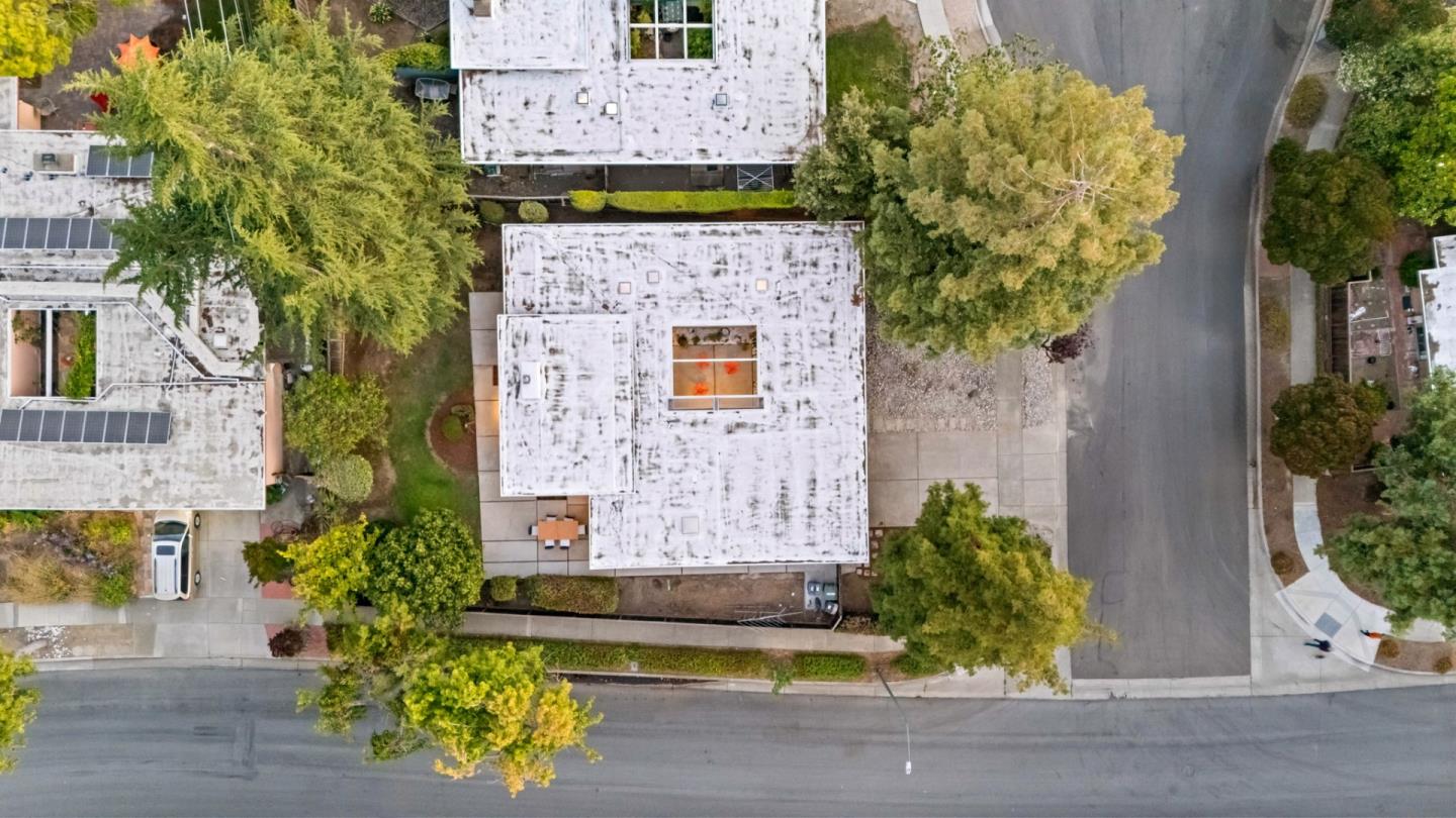 Detail Gallery Image 56 of 62 For 1204 Navlet Ct, Sunnyvale,  CA 94087 - 4 Beds | 2 Baths