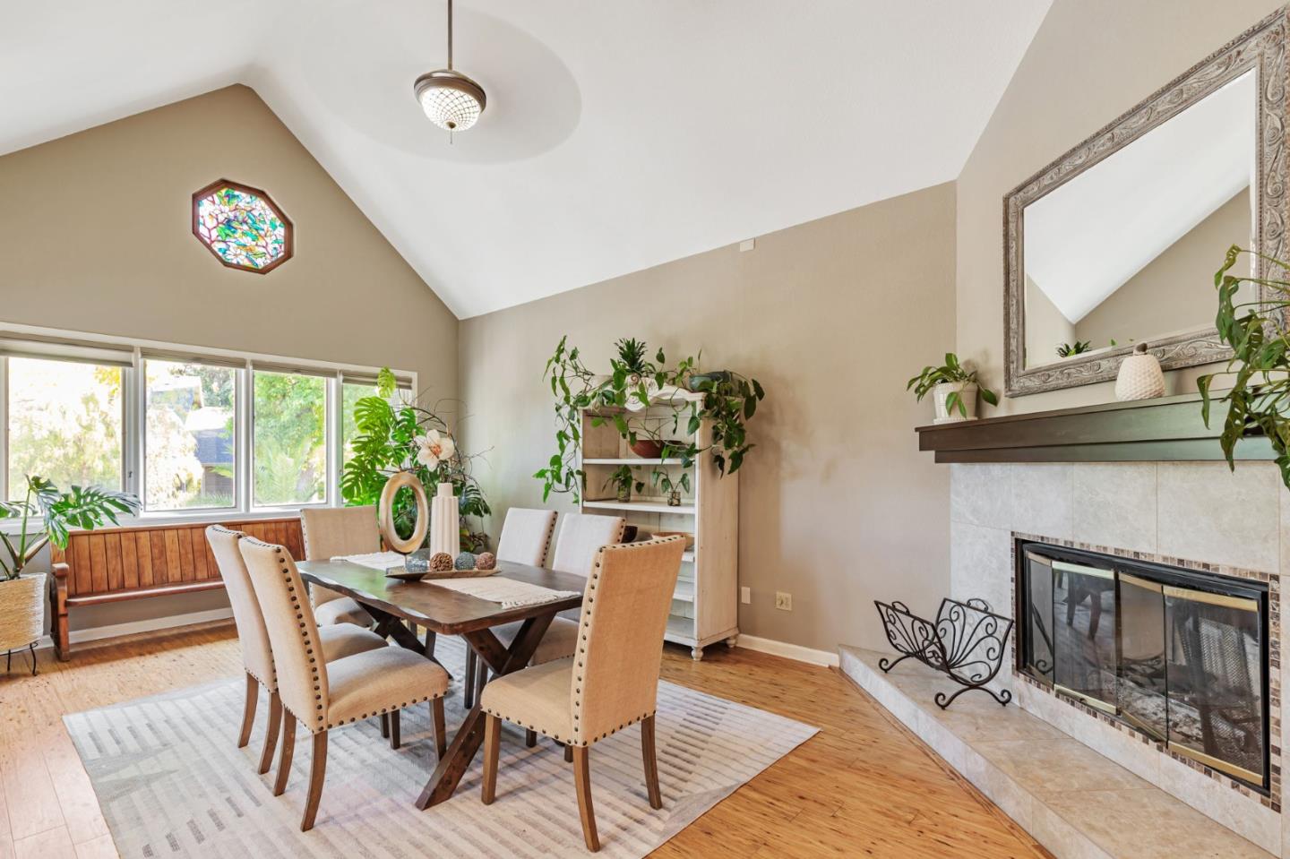 Detail Gallery Image 9 of 45 For 3785 Live Oak Ln, Morgan Hill,  CA 95037 - 5 Beds | 4 Baths