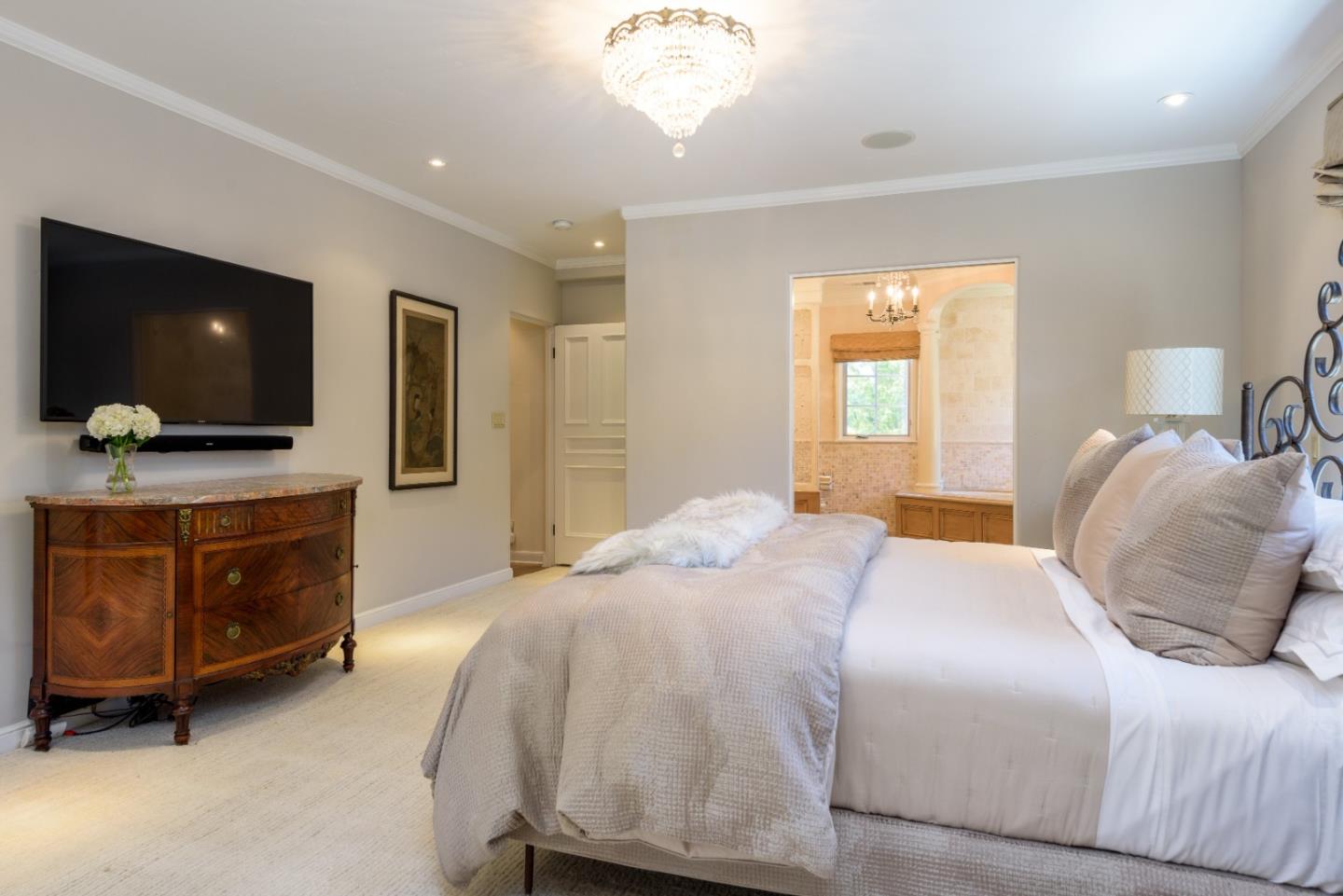 Detail Gallery Image 23 of 36 For 533 Edinburgh St, San Mateo,  CA 94402 - 4 Beds | 3 Baths