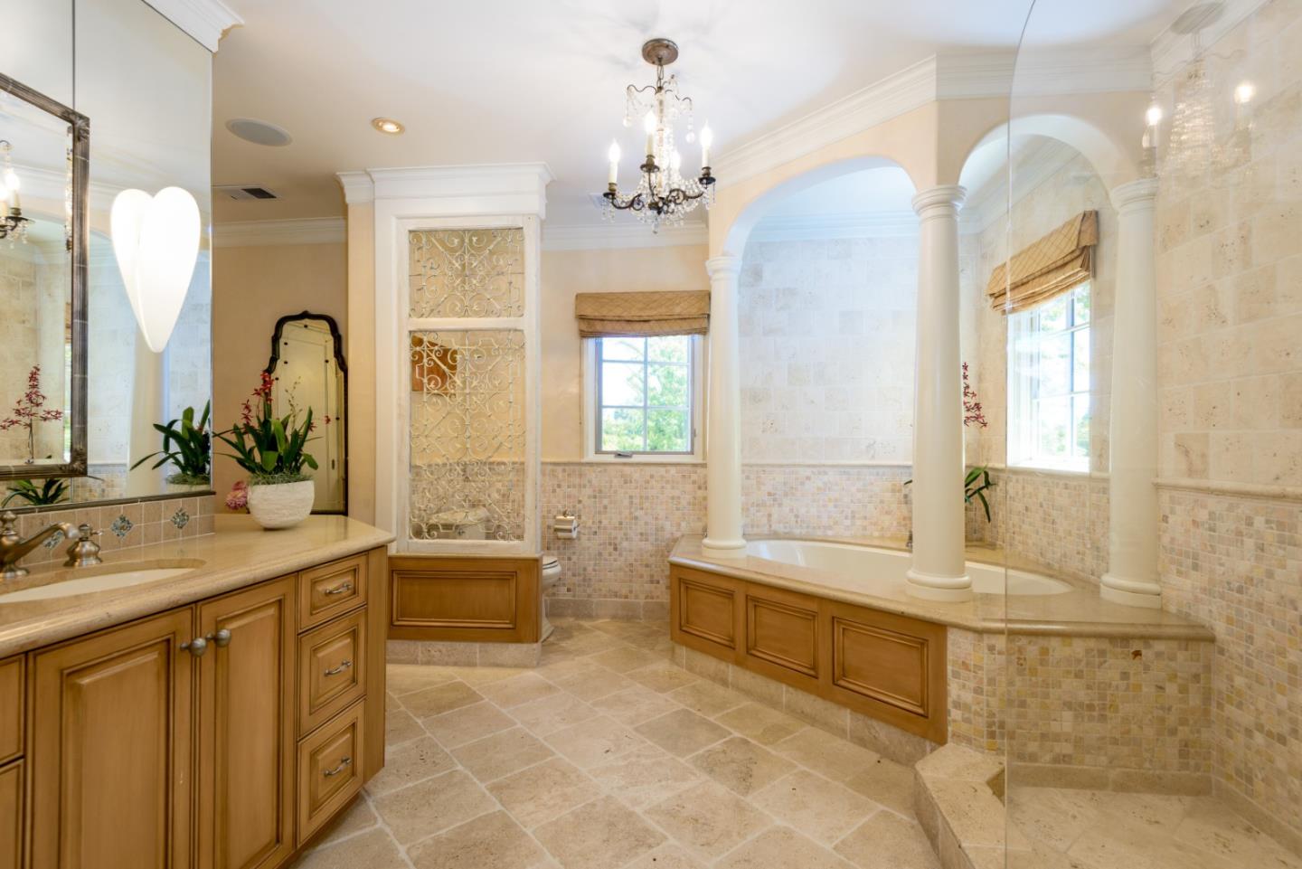 Detail Gallery Image 25 of 36 For 533 Edinburgh St, San Mateo,  CA 94402 - 4 Beds | 3 Baths