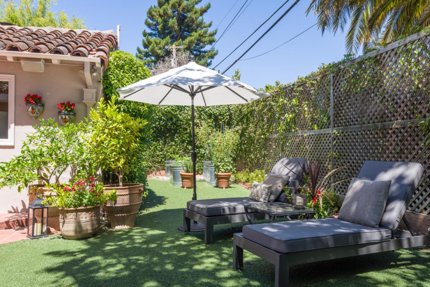 Detail Gallery Image 31 of 36 For 533 Edinburgh St, San Mateo,  CA 94402 - 4 Beds | 3 Baths