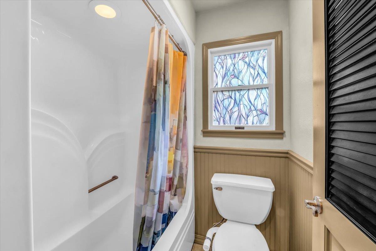 Detail Gallery Image 14 of 30 For 1128 3rd St, Monterey,  CA 93940 - 3 Beds | 2/1 Baths
