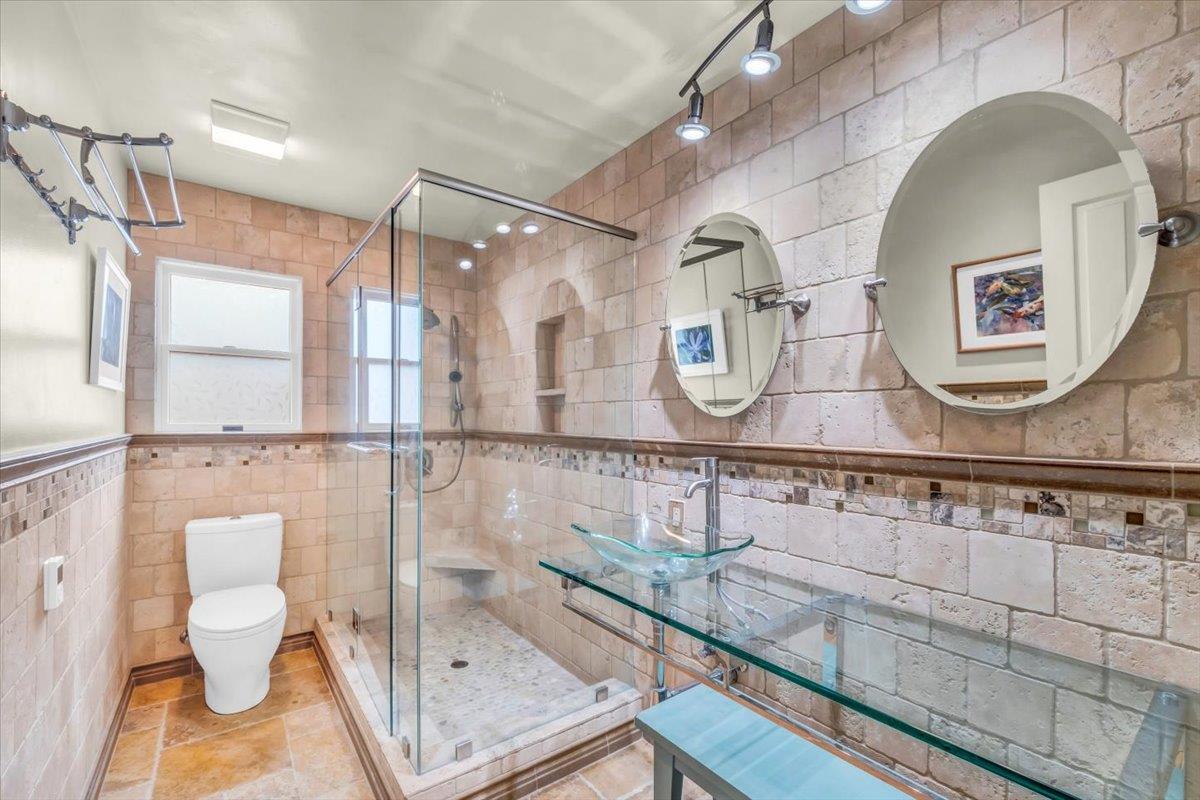 Detail Gallery Image 17 of 30 For 1128 3rd St, Monterey,  CA 93940 - 3 Beds | 2/1 Baths